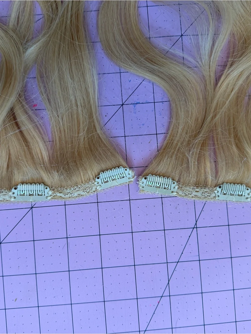 Barefoot Blonde Premium human hair Clip-In Hair Extensions wefts